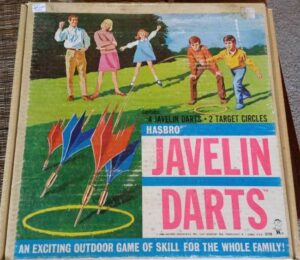 Dardos Javelin 300x260 - 7 Brinquedos mais perigosos do mundo